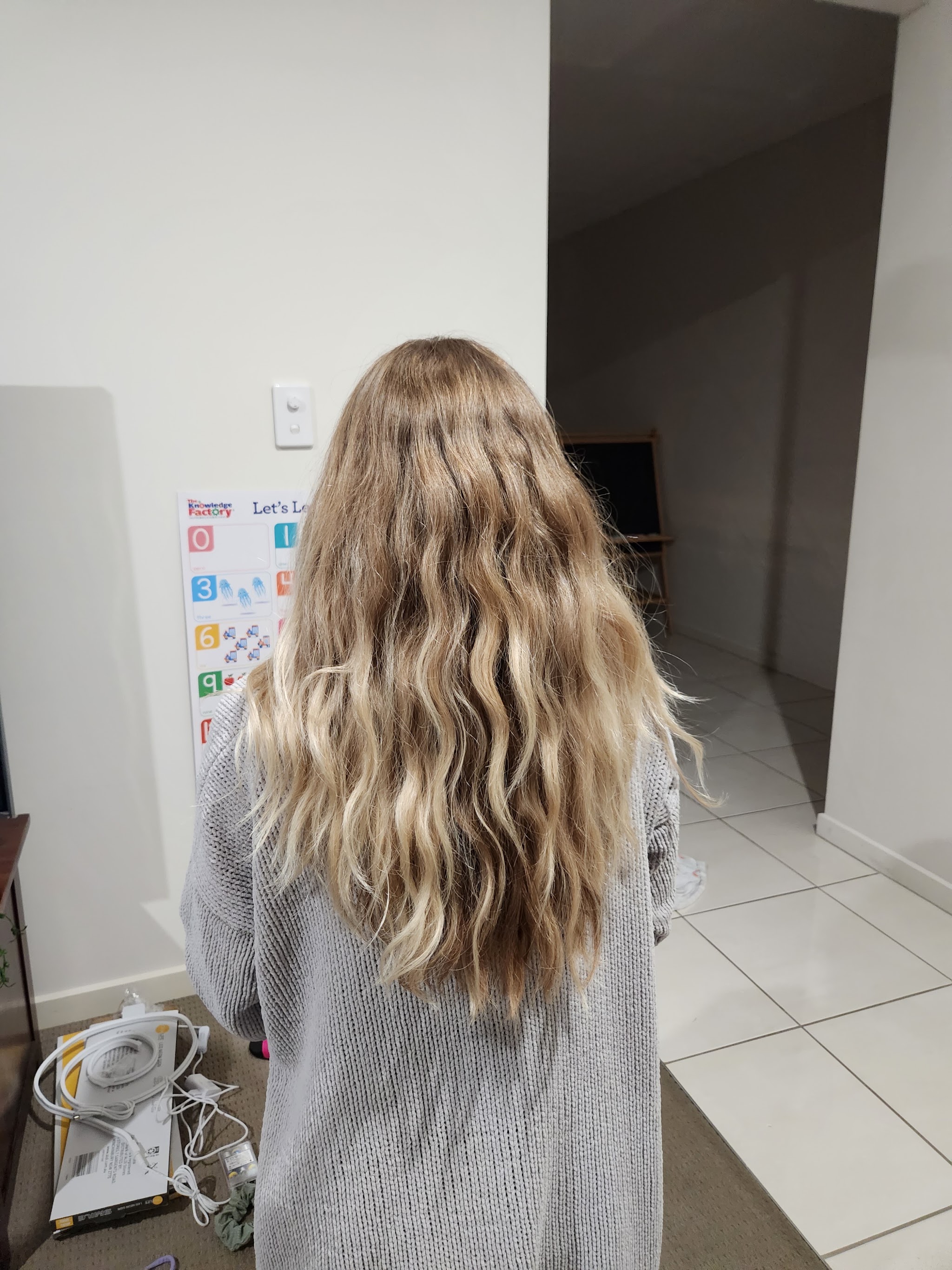 Long blonde waves